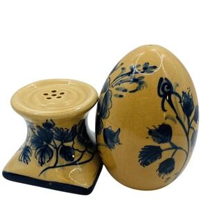Ceramic Egg Salt & Pepper Shakers Cream Blue Floral Cottagecore French Country